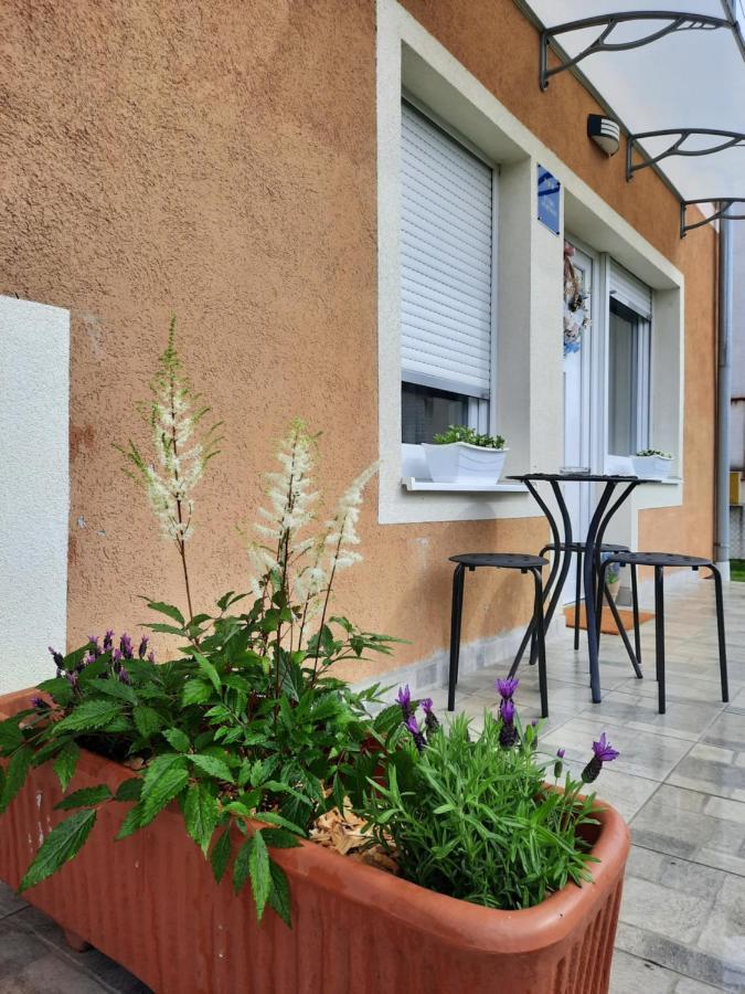 Apartmani Venium Križevci Esterno foto